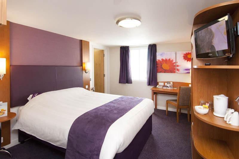 Premier Inn Skipton North Гаргрейв Екстериор снимка